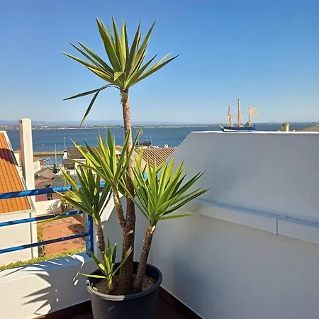 Modern In 80 M² Free Wifi *