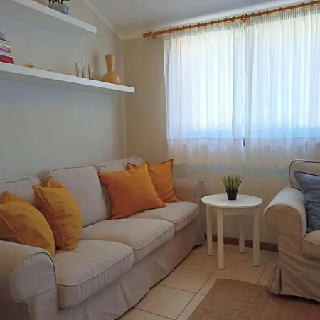 Modern In 80 M² Free Wifi Apartment